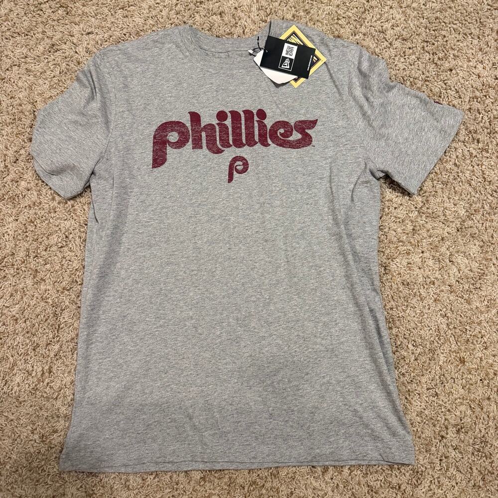 Phillies T-Shirt NWT